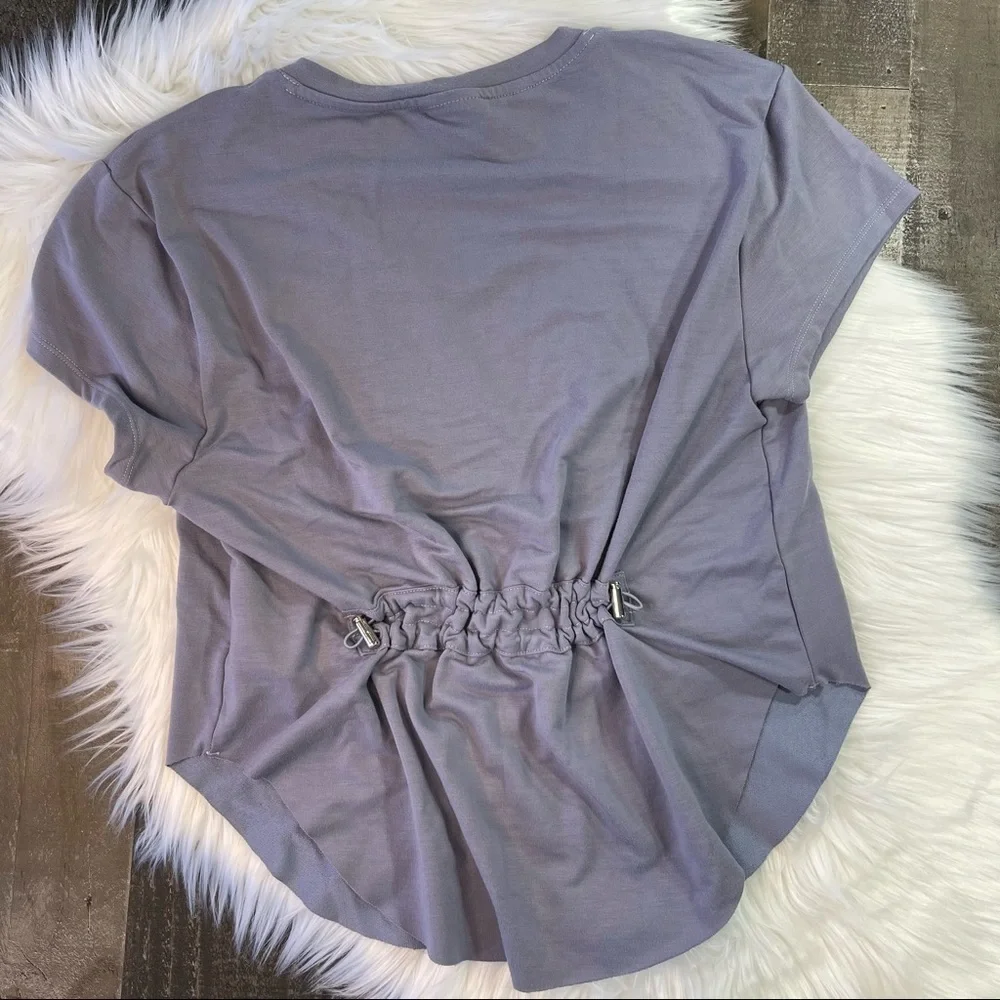Gymshark Short Sleeve Top size Small